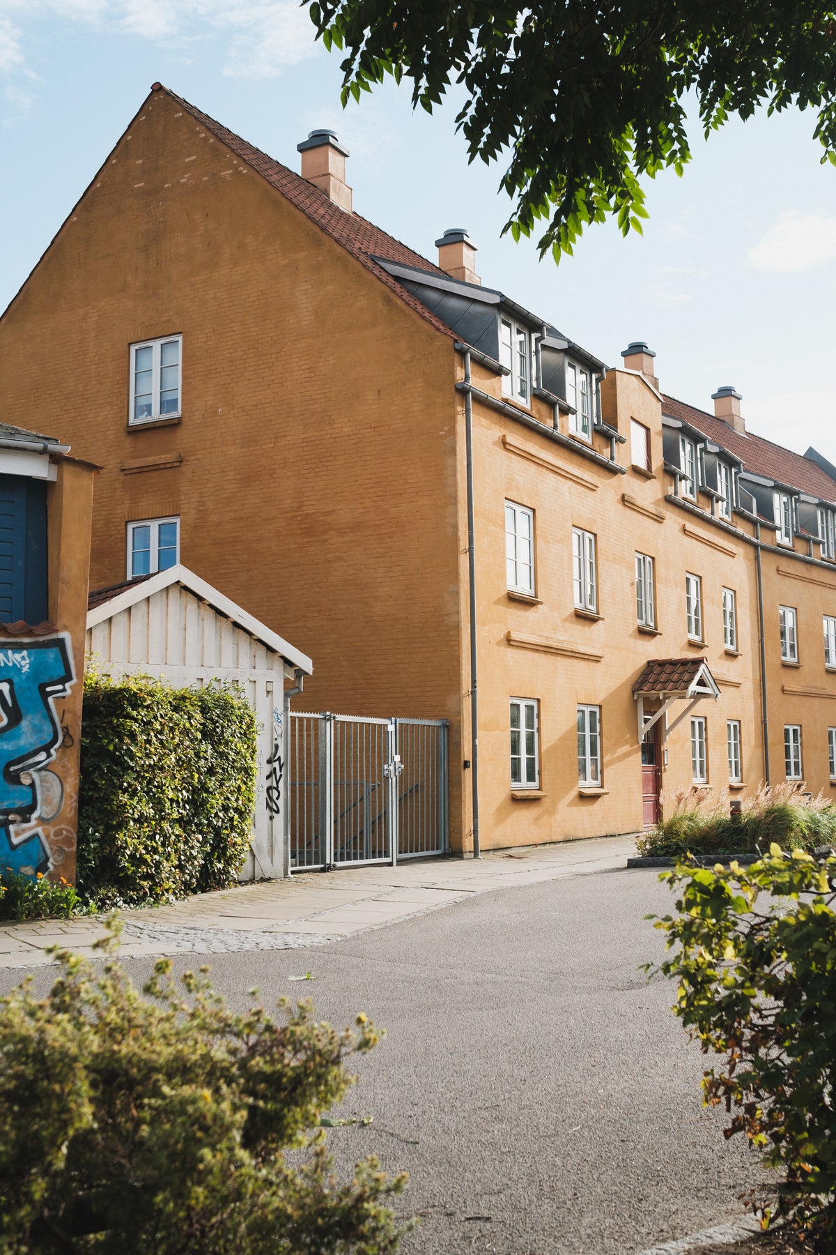 FÅ DET BRØD
